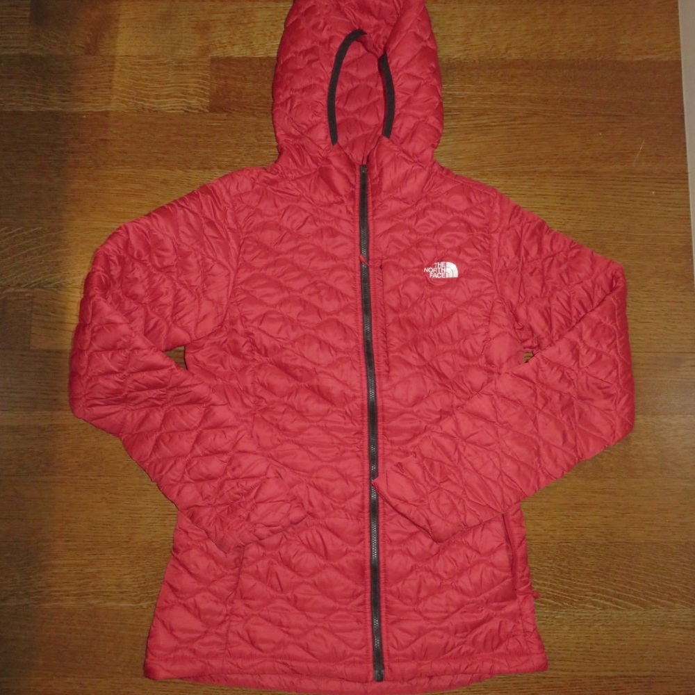 The North Face Women's Cherry Red Hooded Jacket